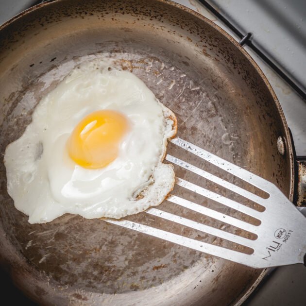 How To Remove Egg From A Stainless Steel Pan?